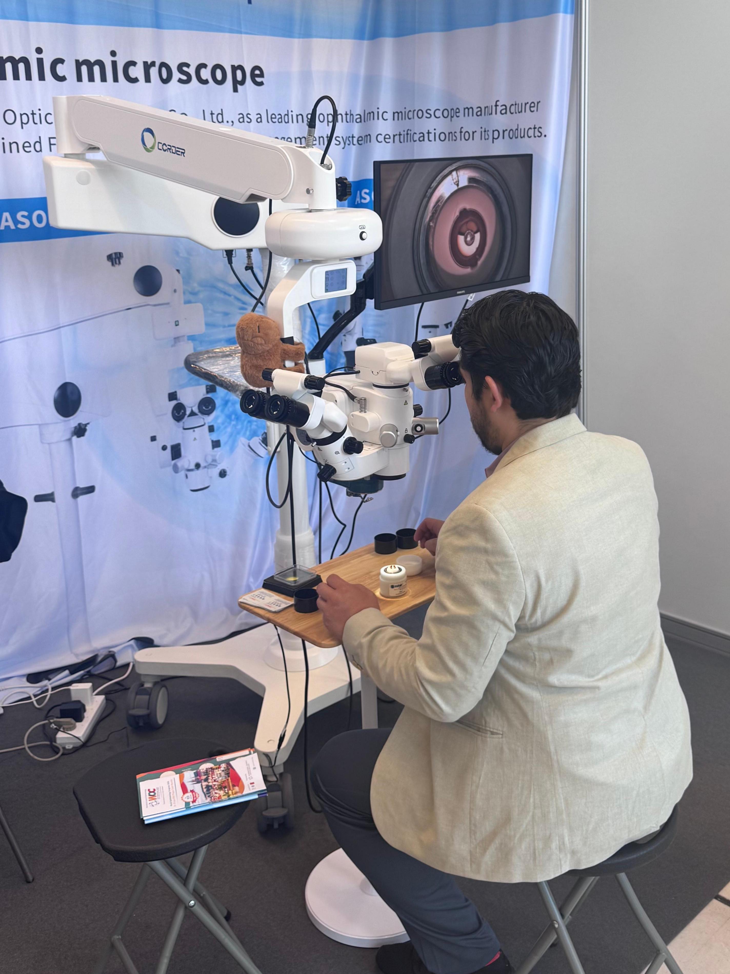 https://www.vipmicroscope.com/ophthalmic/
